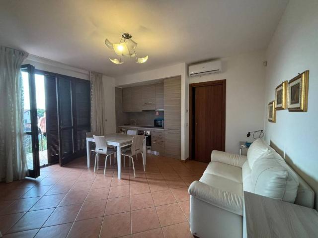 Appartamento in affitto a Moncucco, Vernate