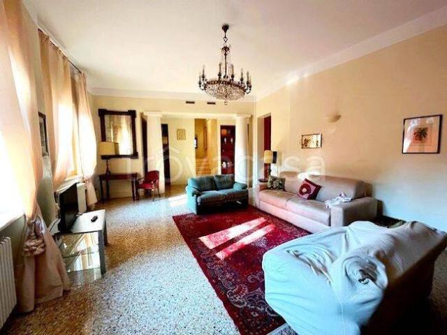 Appartamento in affitto a Nord-Ovest, Brenzone