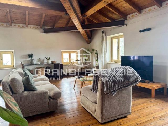 Appartamento in affitto a Ovest, Brenzone