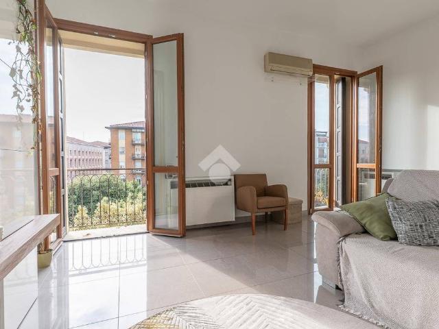 Appartamento in affitto a Centro storico, Brenzone