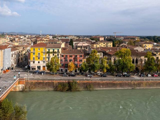 Appartamento in affitto a Centro storico, Brenzone