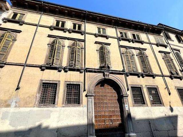 Appartamento in affitto a Centro storico, Brenzone