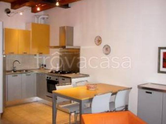 Appartamento in affitto a Centro storico, Brenzone
