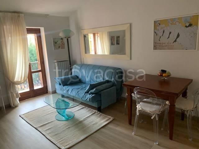 Appartamento in affitto a Centro storico, Brenzone