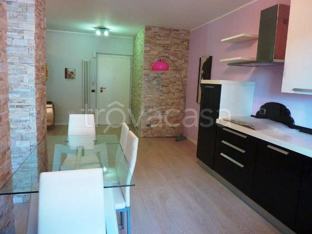 Appartamento in affitto a Ovest, Brenzone