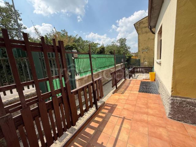 Appartamento in affitto a Palazzina, Brenzone