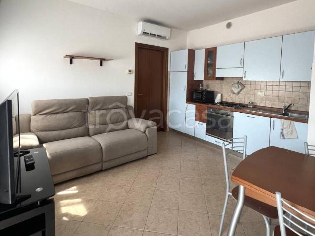 Appartamento in affitto a Est, Brenzone