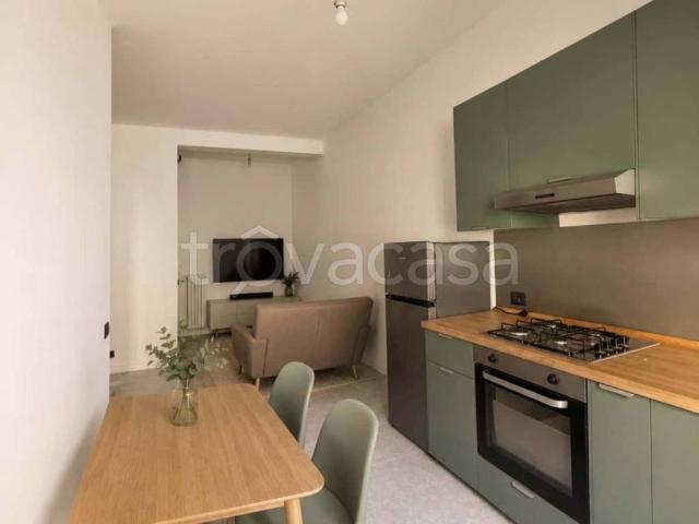 Appartamento in affitto a Est, Brenzone