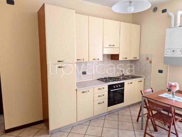 Appartamento in affitto a Sud-Est, Brenzone