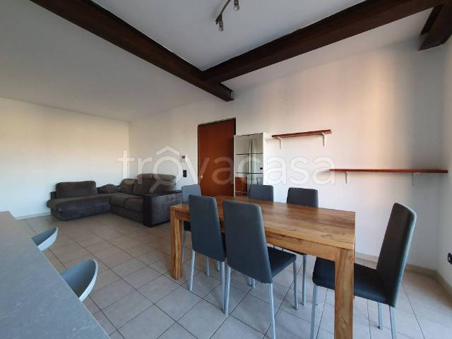 Appartamento in affitto a Borgo Nuovo, Verona