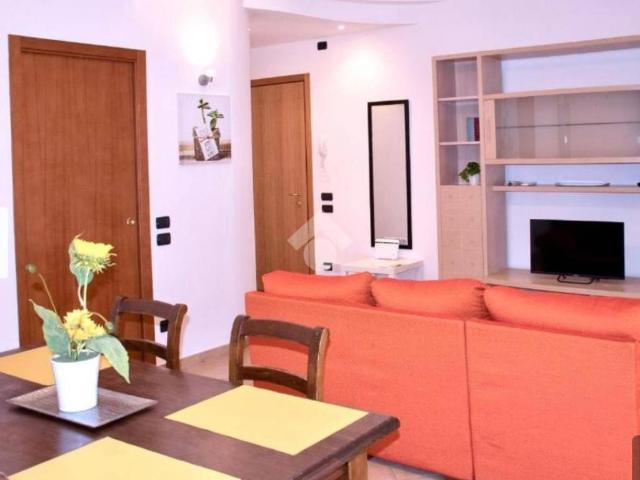 Appartamento in affitto a Quinzano, Brenzone