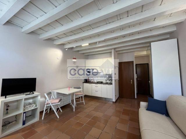 Appartamento in affitto a Centro storico, Brenzone