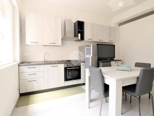 Appartamento in affitto a Centro storico, Brenzone