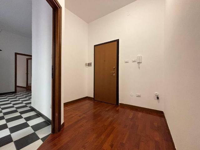Appartamento in affitto a Centro storico, Brenzone