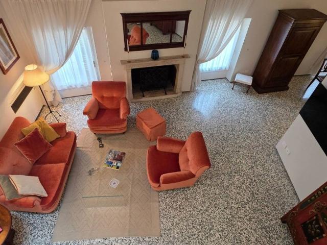 Appartamento in affitto a Città antica, Verona