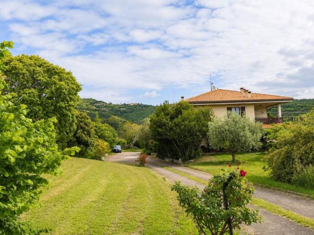 Appartamento in affitto a Nord-Est, Brenzone