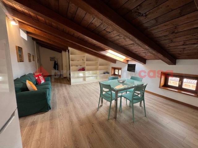 Appartamento in affitto a Centro storico, Brenzone