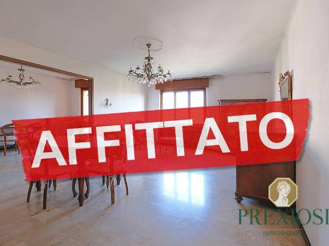 Appartamento in affitto a Ovest, Brenzone