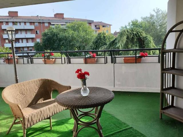 Appartamento in affitto a Verona, Saval