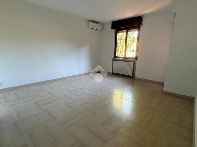 Appartamento in affitto a Nord-Ovest, Brenzone