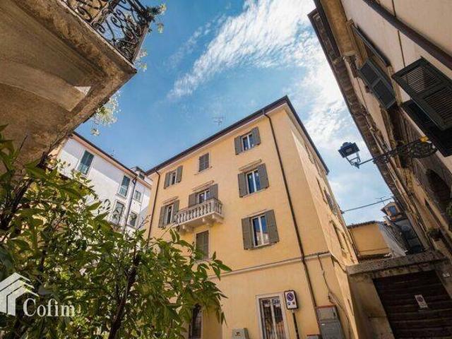 Appartamento in affitto a Centro storico, Brenzone