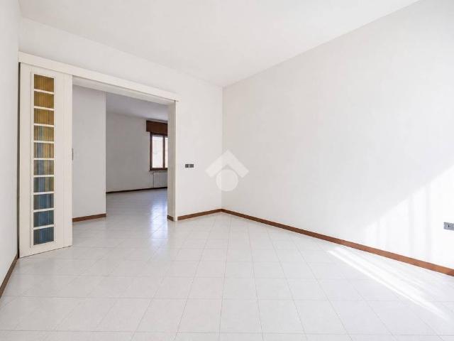 Appartamento in affitto a Centro storico, Brenzone