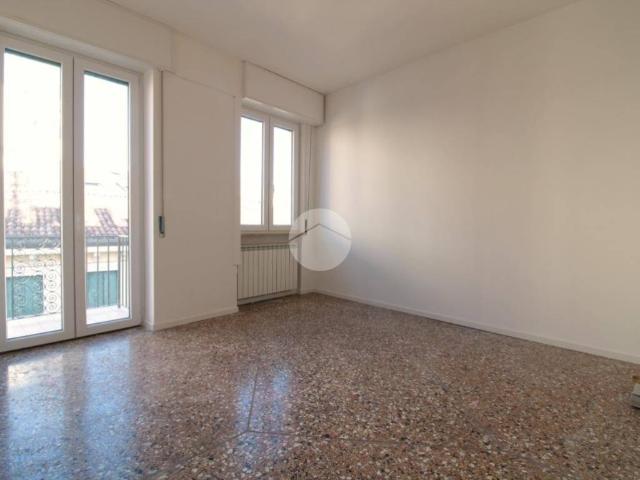 Appartamento in affitto a Centro storico, Brenzone