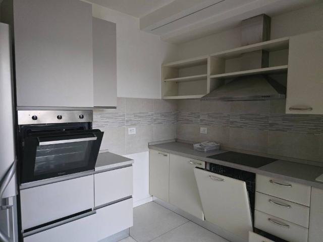Appartamento in affitto a Nord-Est, Brenzone