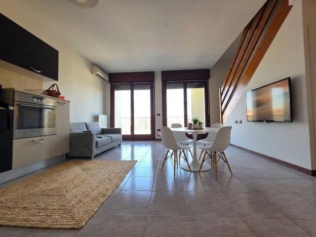 Appartamento in affitto a Sud, Brenzone
