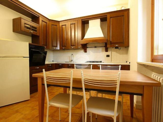 Appartamento in affitto a Est, Brenzone