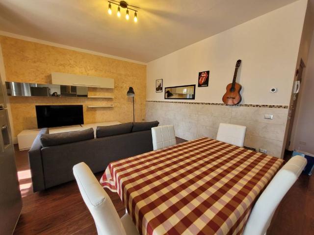 Appartamento in affitto a Ovest, Brenzone