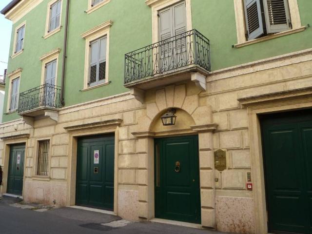 Appartamento in affitto a San Zeno, Verona
