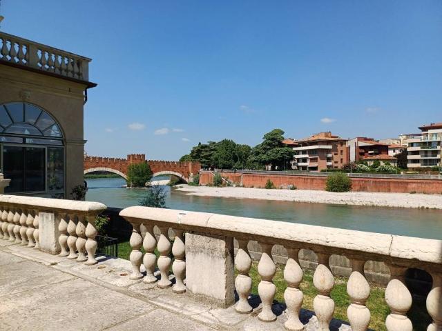 Appartamento in affitto a Centro storico, Brenzone