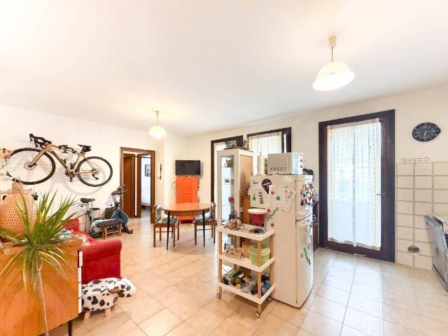 Appartamento in affitto a Nord-Est, Brenzone
