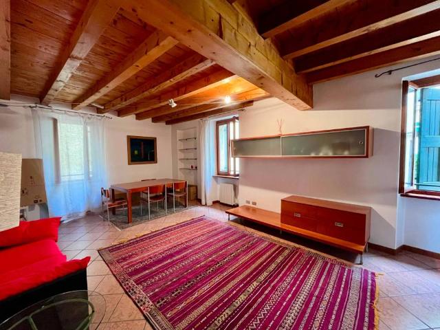 Appartamento in affitto a Centro storico, Brenzone