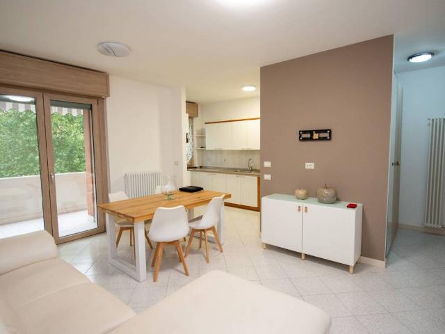 Appartamento in affitto a Ovest, Brenzone