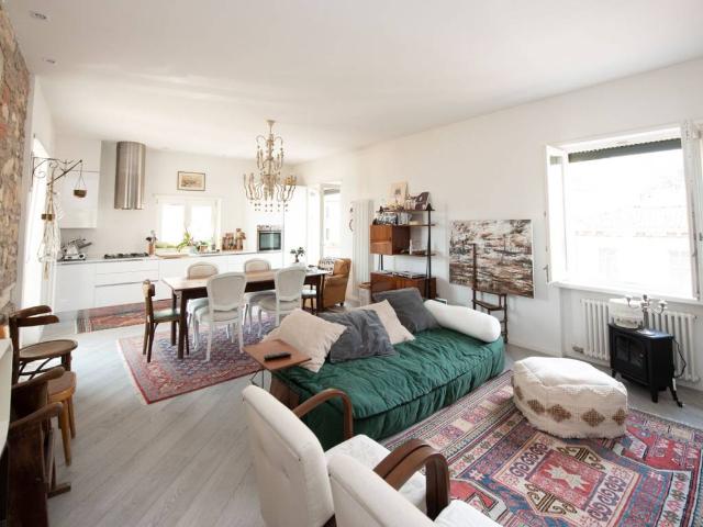 Appartamento in affitto a Veronetta, Brenzone