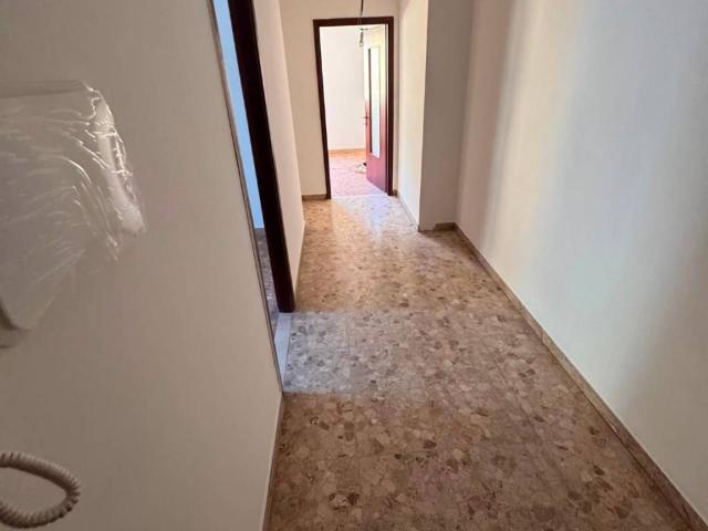 Appartamento in affitto a Sud-Ovest, Brenzone