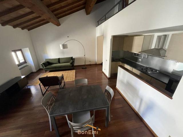 Appartamento in affitto a Centro storico, Brenzone
