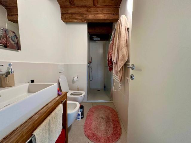 Appartamento in affitto a Centro storico, Brenzone
