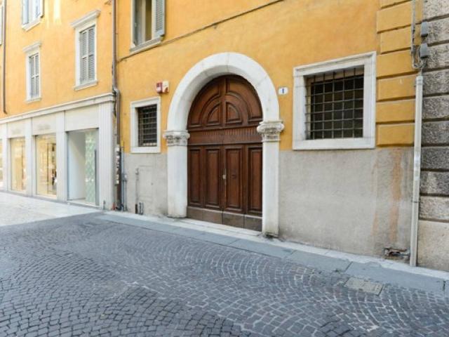 Appartamento in affitto a Centro storico, Brenzone