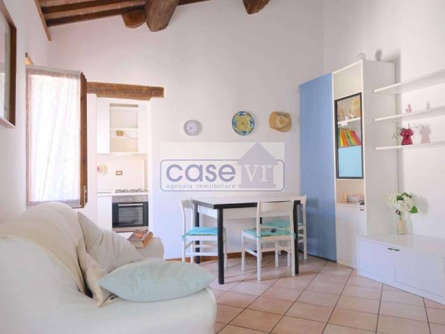 Appartamento in affitto a Centro storico, Brenzone