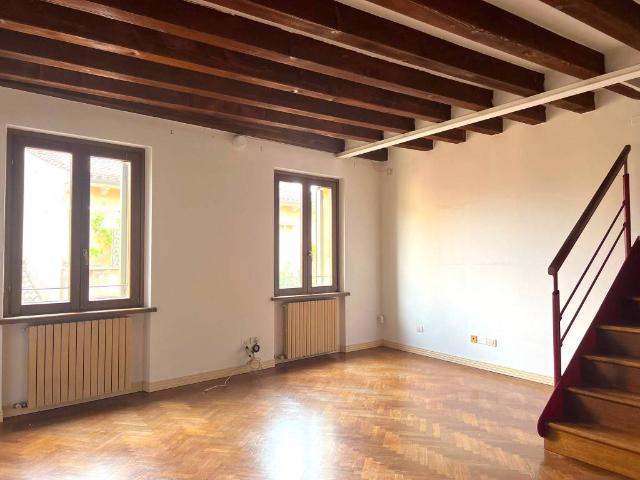 Appartamento in affitto a Centro storico, Brenzone