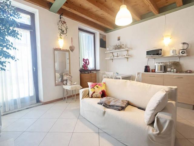 Appartamento in affitto a Nord-Ovest, Brenzone