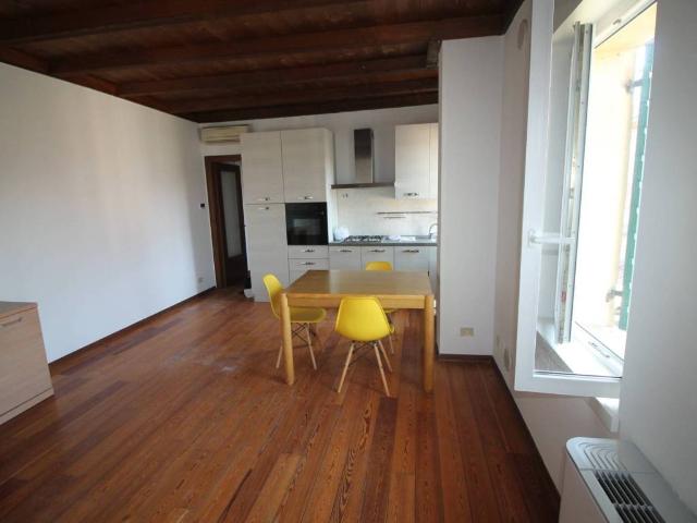 Appartamento in affitto a Quinzano, Brenzone