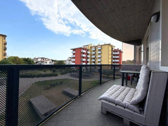 Appartamento in affitto a Ovest, Brenzone