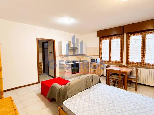 Appartamento in affitto a Palazzina, Brenzone