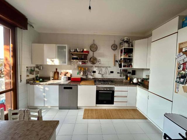 Appartamento in affitto a Verona, Pindemonte