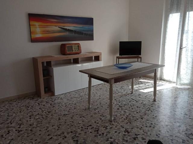 Appartamento in affitto a Borgo Roma, Verona
