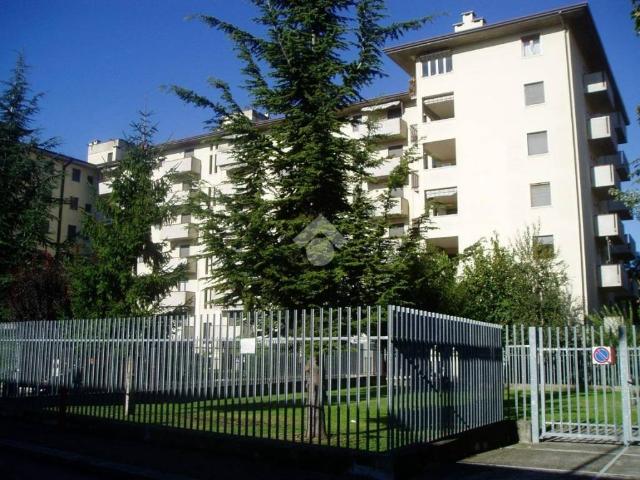 Appartamento in affitto a Palazzina, Brenzone